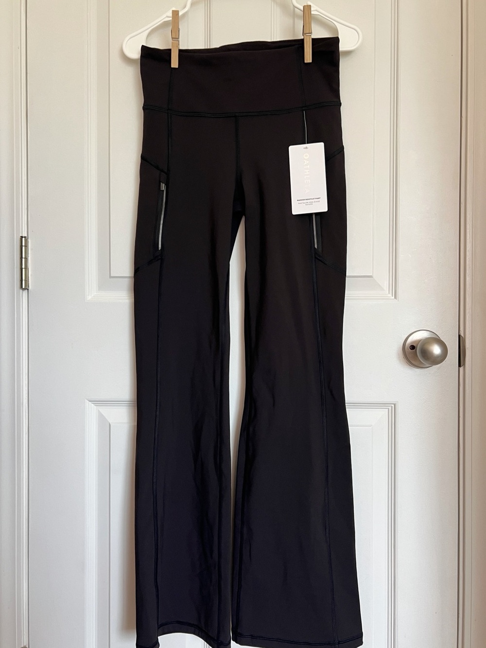 Athleta Rainier Bootcut Black Athletic Pants Size S - Picture 2 of 5